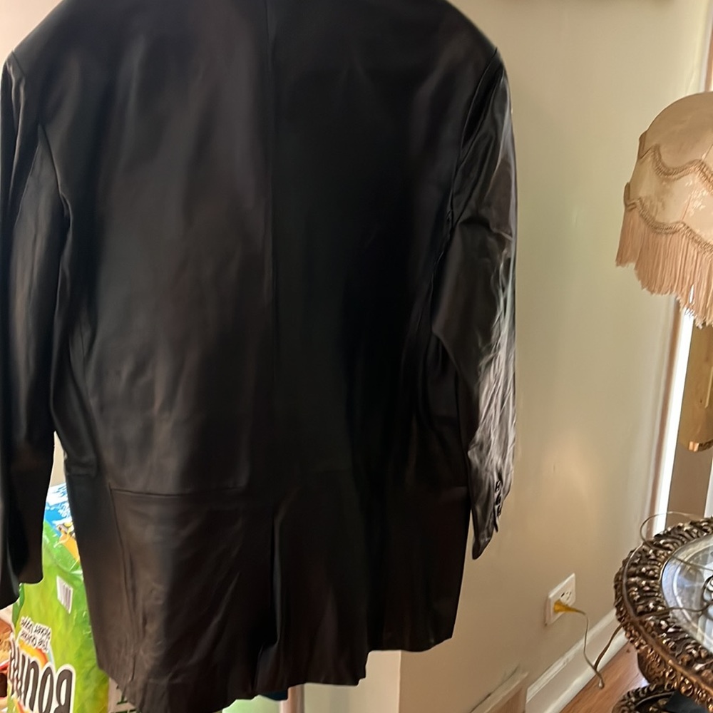 Leather jacket - Picture 2 of 5